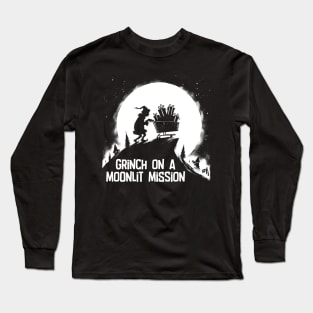 Grinch on a moonlit mission Long Sleeve T-Shirt